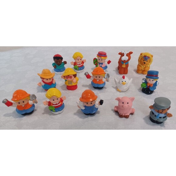 MIXED LOT OF 15 FISHER PRICE LITTLE PEOPLE CHARACTERS 1997-2003 - Picture 1 of 16
